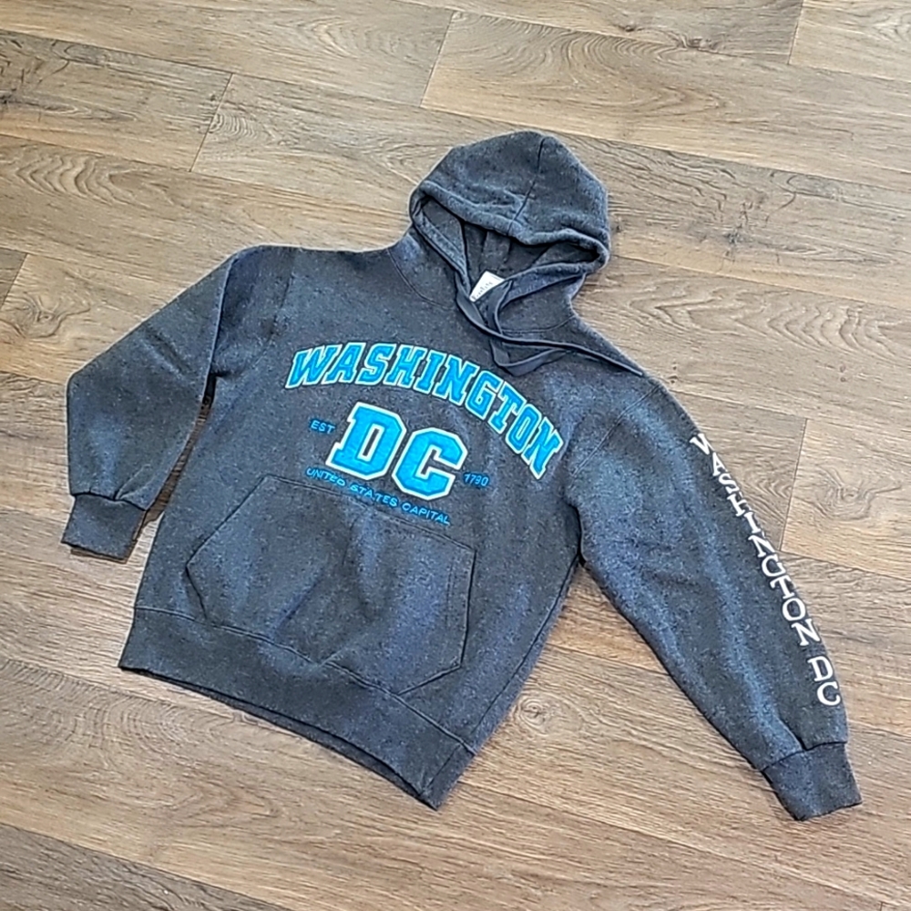 Cedar Sports size Small Washington DC hoodie
